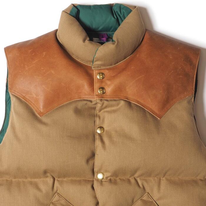 Lot 2199 ROCKY MOUNTAIN WAREHOUSE DOBBY TWILL DOWN VEST